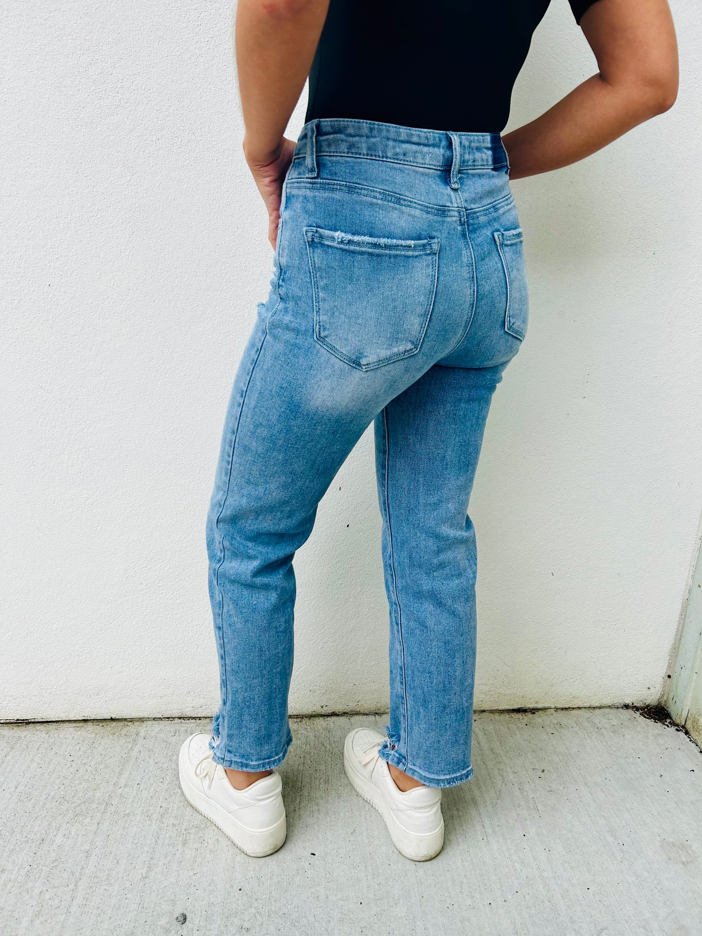 Blue Bird mom jeans