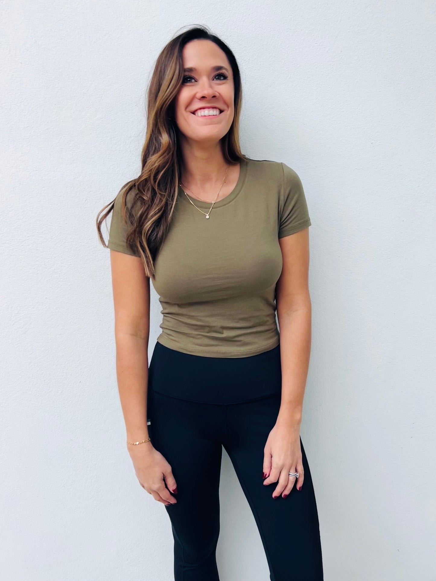 Hello Monday basic tee